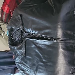 WINTER IS COMING THIS IS A VERY NICE WINTER COAT Only wore 1 time.